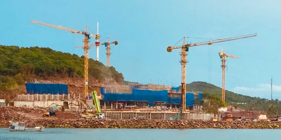 Dịch vụ thuê cẩu tháp