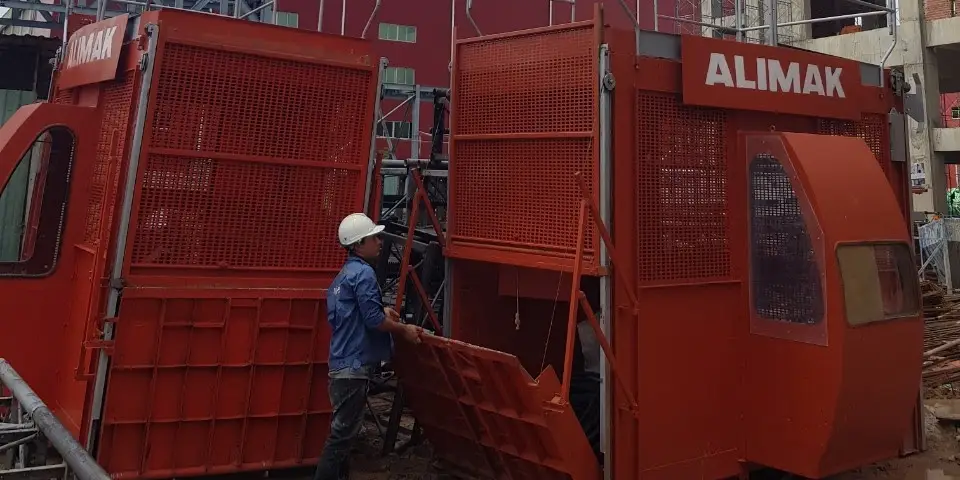 Dịch vụ thuê vận thăng công trình