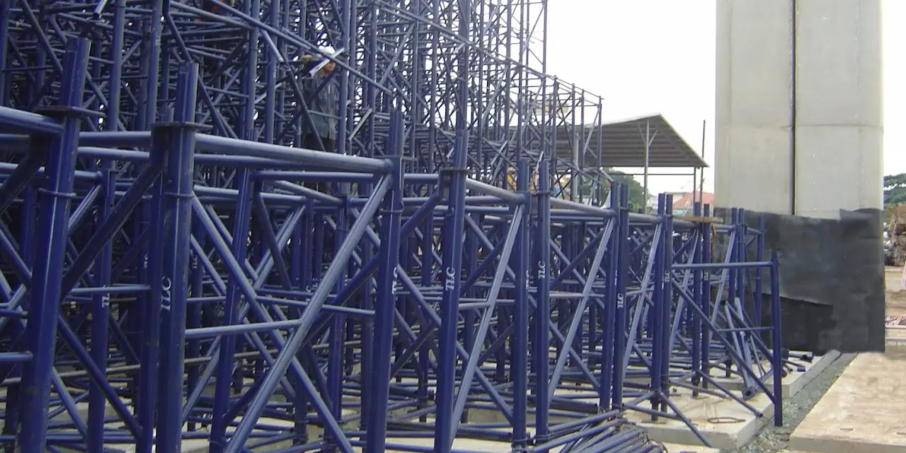 Giàn giáo tổ hợp